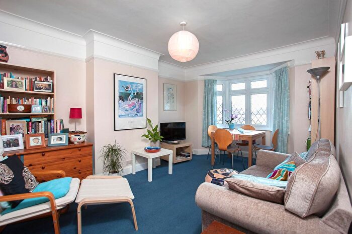 2 Bedroom Maisonette To Rent In Tregenna Close, Chase Road, London, N14