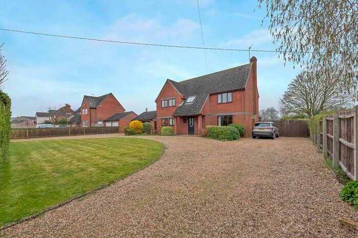 4 Bedroom Detached House For Sale In New Road, Chevington, Bury St. Edmunds, IP29