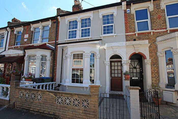 2 Bedroom Flat To Rent In Ramsay Road, London, E7