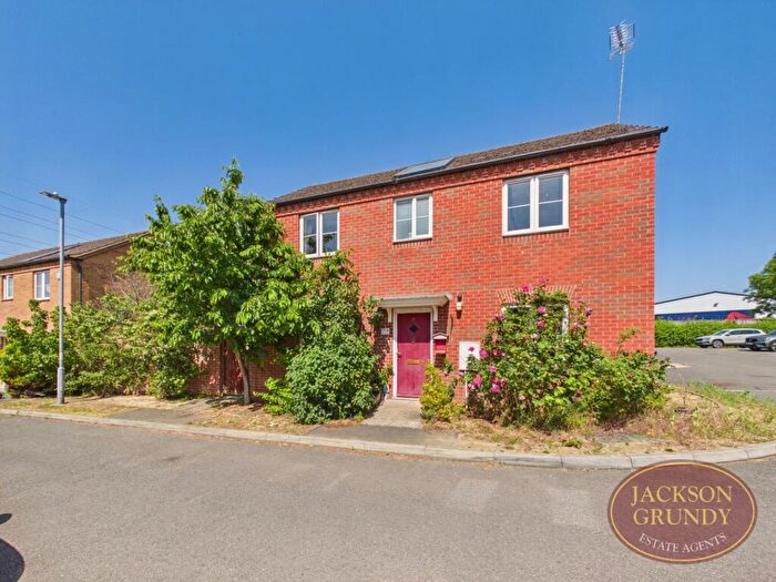3 Bedroom Detached House For Sale In Whitley Close, Irthlingborough, NN9