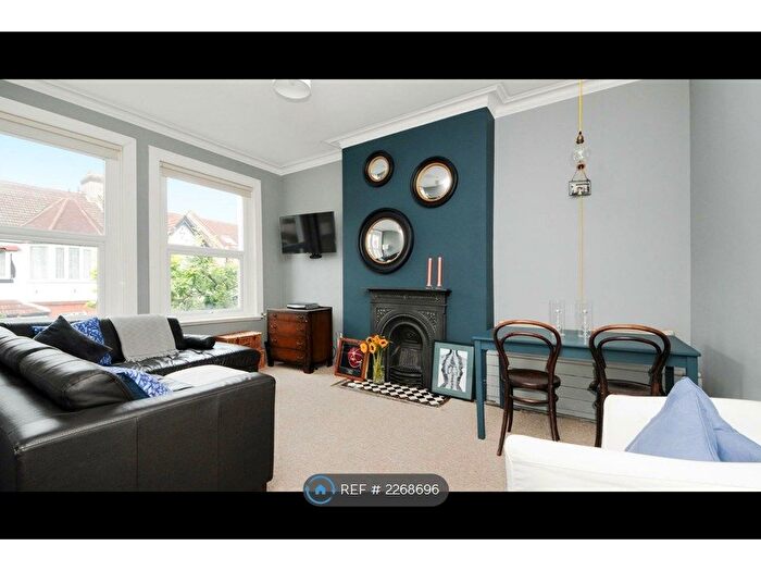 1 Bedroom Flat To Rent In Romberg Road, London, SW17