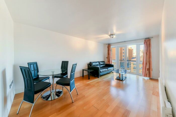 1 Bedroom Flat To Rent In St. Davids Square, Isle Of Dogs, London, E14