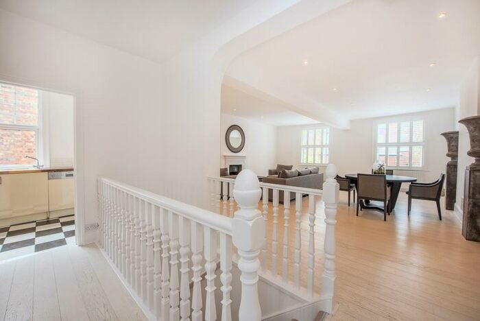 1 Bedroom Flat To Rent In Sheen Lane London, SW14