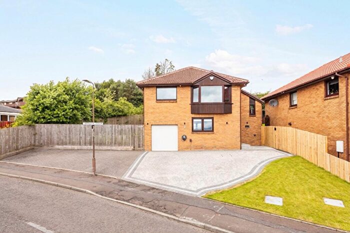 3 Bedroom Detached House For Sale In Thomson Green, Livingston, EH54
