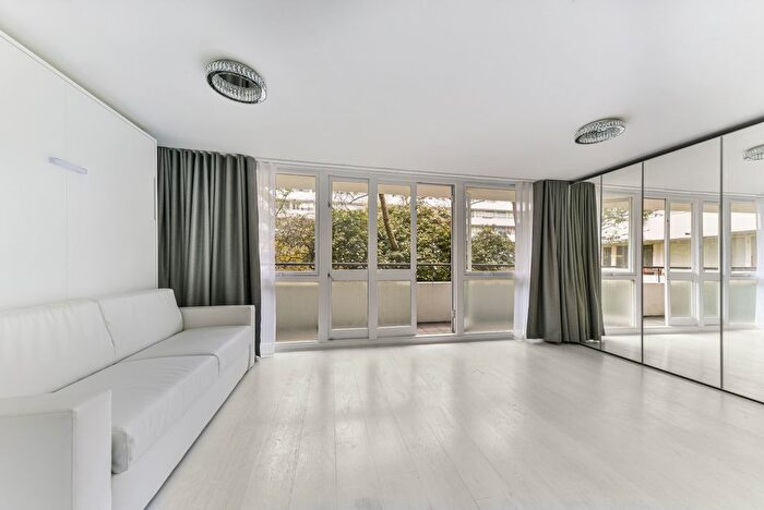 1 Bedroom Flat To Rent In Holcroft Court, Clipstone Street, W1W