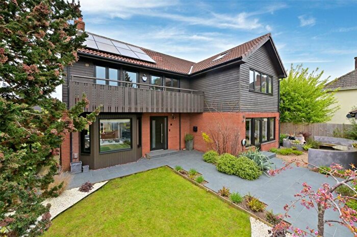 5 Bedroom Detached House To Rent In Station Road, Nailsea, Bristol, Somerset, BS48