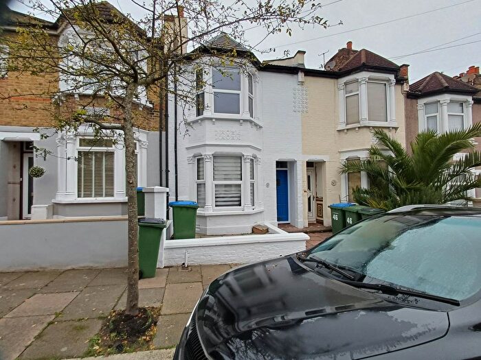 3 Bedroom Terraced House To Rent In Shieldhall Street, Abbey Wood, SE2