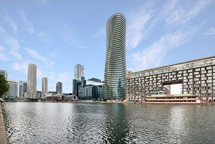 2 Bedroom Flat To Rent In Apartment, Arena Tower, Crossharbour Plaza, London, E14