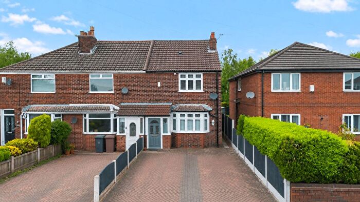 2 Bedroom End Of Terrace House For Sale In Vista Road, Newton-Le-Willows, WA12