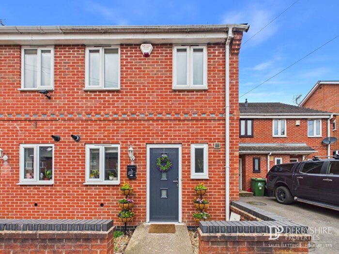 3 Bedroom Town House For Sale In Providence Street, Ripley, DE5