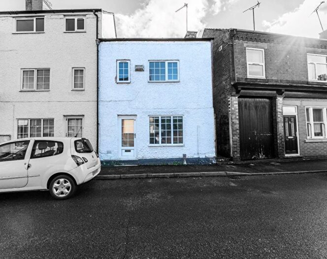 2 Bedroom Terraced House For Sale In Hall Croft, Shepshed, Leicestershire, LE12