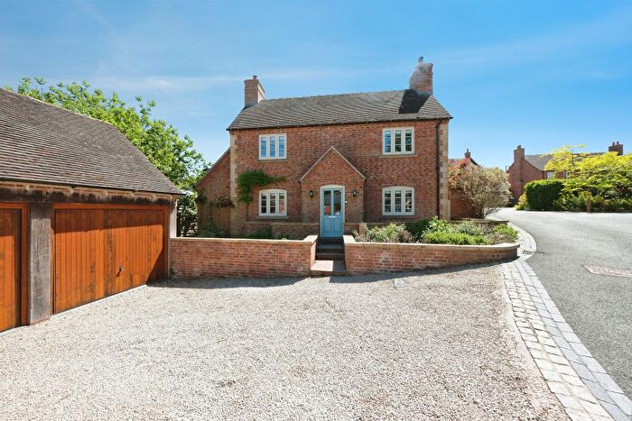 3 Bedroom Detached House For Sale In Pear Tree Mews, Breedon-On-The-Hill, Derby, DE73
