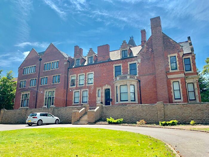 2 Bedroom Property To Rent In Marlborough Hall, Nottingham, NG3