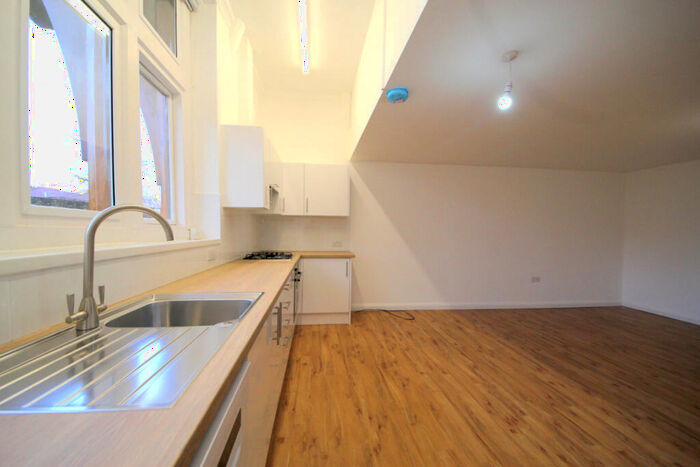 1 Bedroom Terraced House To Rent In Byre Road, Southgate, N14
