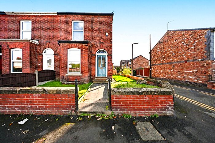 3 Bedroom End Terrace House For Sale In Glebelands Road, Sale, M33