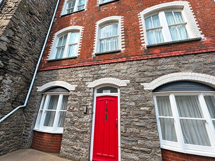 2 Bedroom Flat To Rent In Two Bedroom Apartment, White Lane, Barbican, PL1