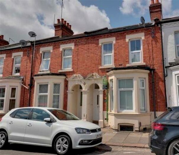 3 Bedroom House To Rent In Wycliffe Road, Northampton, NN1