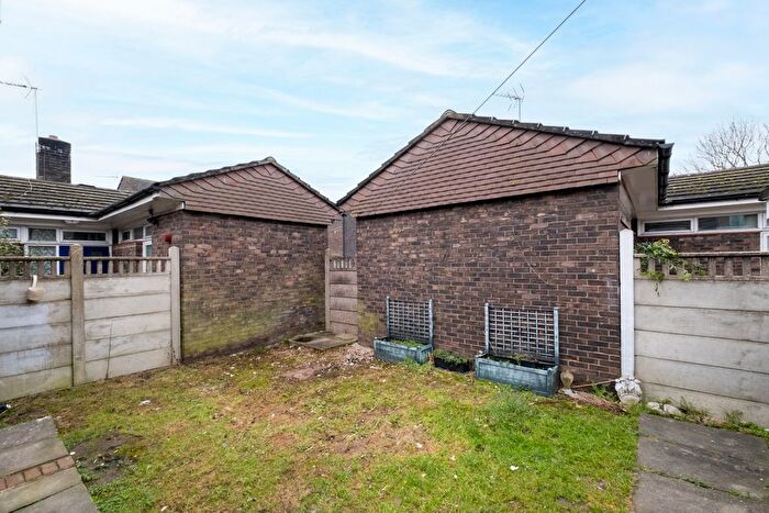1 Bedroom Bungalow For Sale In Delawyk Crescent, London, SE24