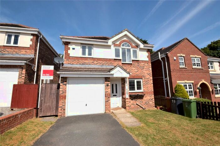 4 Bedroom Detached House To Rent In Fulneck Mews, Pudsey, Leeds, West Yorkshire, LS28