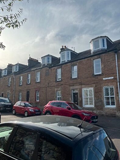 1 Bedroom Flat To Rent In Ravenscroft Street, Edinburgh, EH17