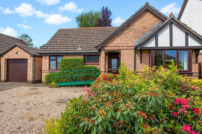 2 Bedroom Detached Bungalow For Sale In King Alfred Way, Newton Poppleford, EX10