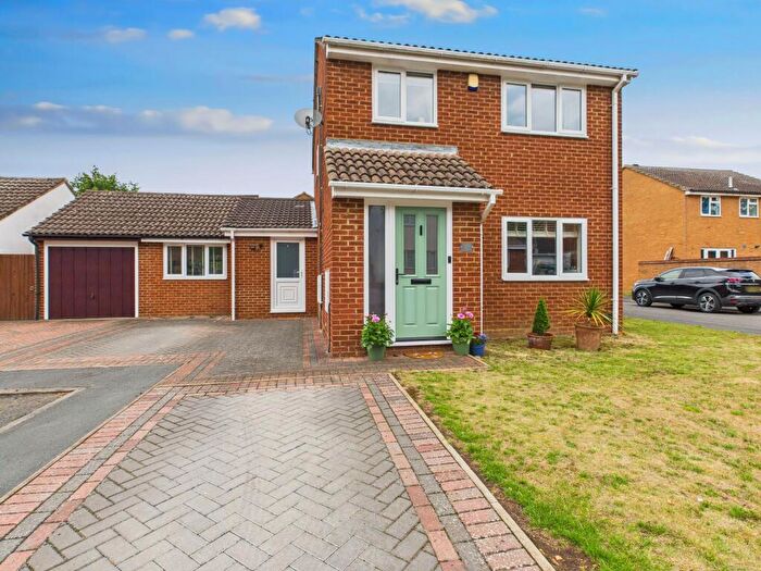 4 Bedroom Detached House For Sale In The Crofts, Little Paxton, St. Neots, PE19