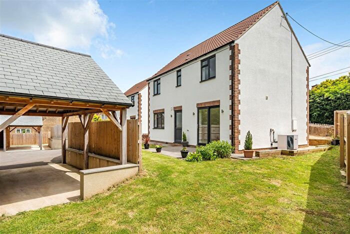 3 Bedroom Detached House For Sale In Trotts Lane, Horton, Ilminster, TA19