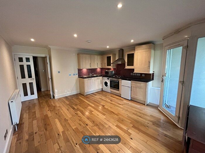 1 Bedroom Flat To Rent In Jonathan Street, London, SE11