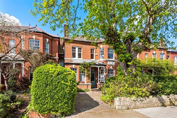 5 Bedroom Terraced House To Rent In Chestnut Road, Streatham, SE27