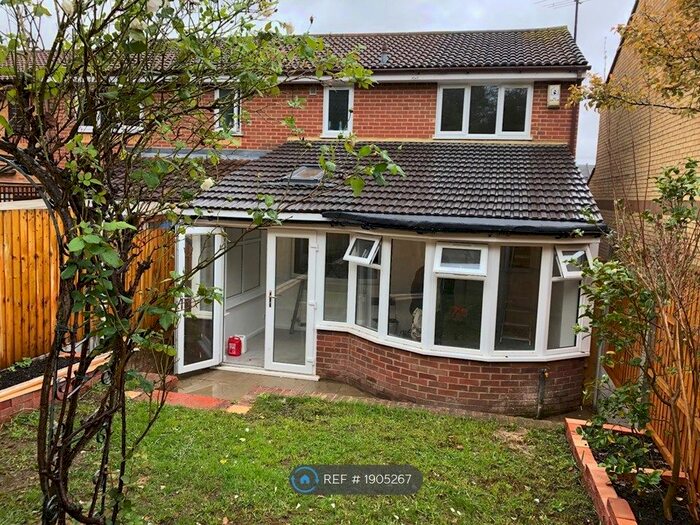 4 Bedroom End Of Terrace House To Rent In Jack Clow Road, London, E15