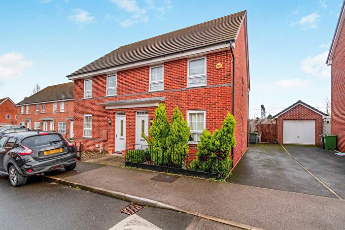 3 Bedroom Semi Detached House For Sale In Goodwood Drive, Akron Gate, Wolverhampton, WV10