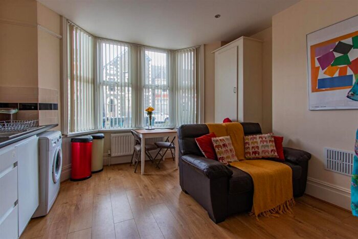 1 Bedroom Private Halls To Rent In Colum Road, Cathays, CF10