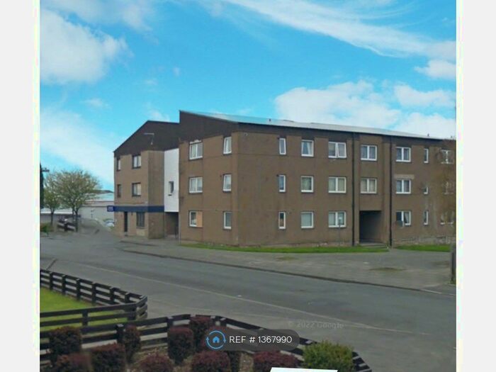 3 Bedroom Flat To Rent In Gairdoch Street, Falkirk, FK2
