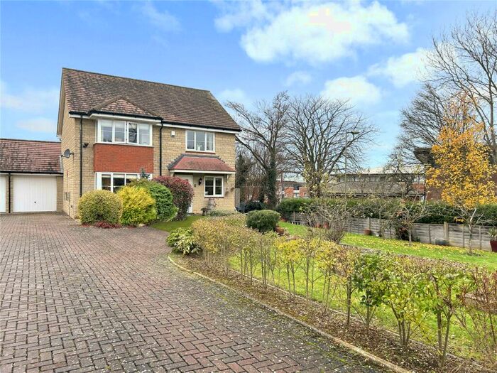 4 Bedroom Detached House For Sale In Lapwing Lane, Watchfield, SN6