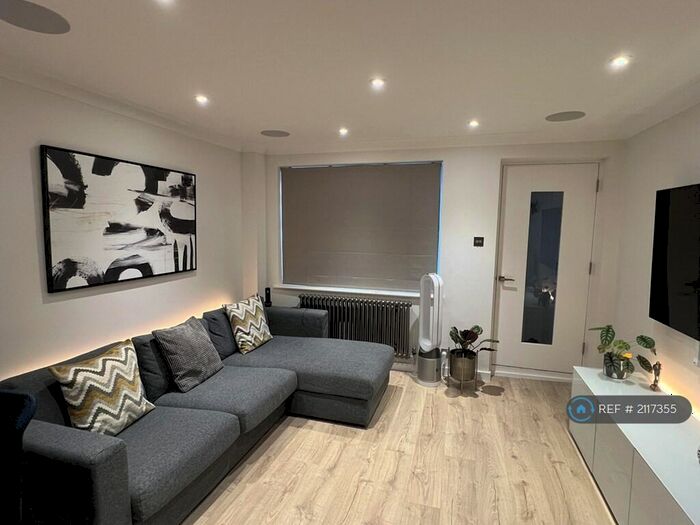 1 Bedroom End Of Terrace House To Rent In Gwydor Road, Beckenham, BR3