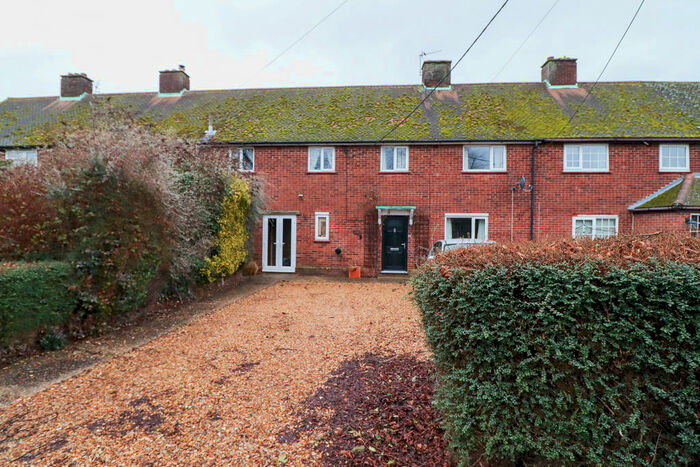 3 Bedroom Terraced House For Sale In High Street, Hail Weston, St. Neots., PE19