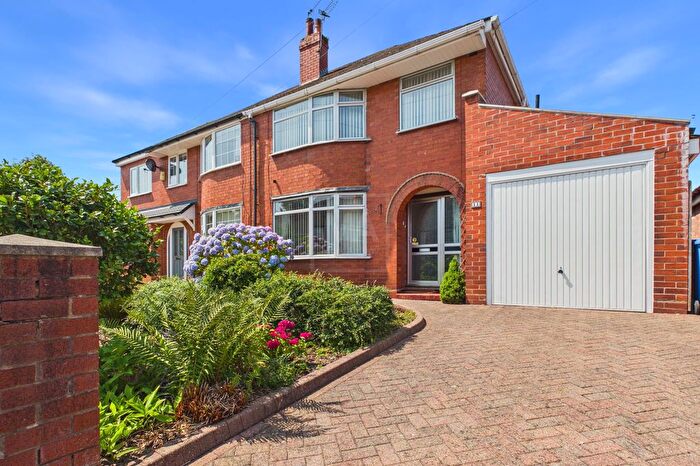3 Bedroom Semi-Detached House For Sale In Denham Avenue, Great Sankey, WA5