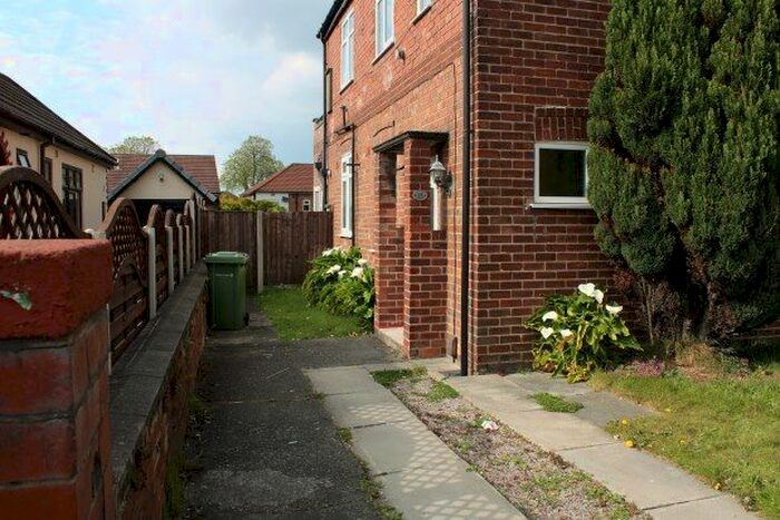 2 Bedroom Flat To Rent In Arnside, Liverpool, L21