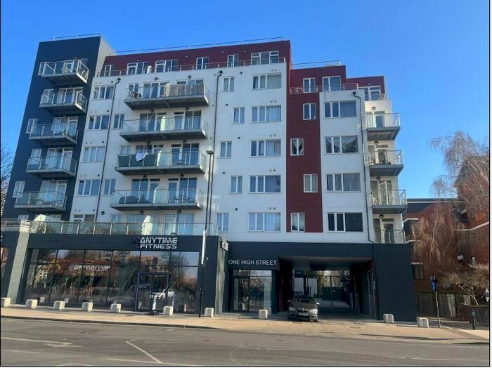 2 Bedroom Flat To Rent In Feltham, Hounslow, TW13