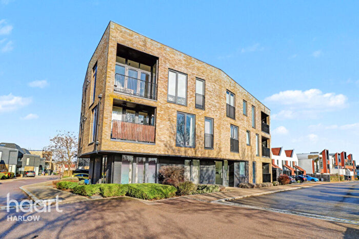 2 Bedroom Apartment For Sale In Braggowens Ley, Harlow, CM17