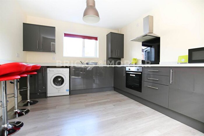 4 Bedroom Terraced House To Rent In (£ Pppw) Milton Place, Shieldfield, , (£pppw), NE2