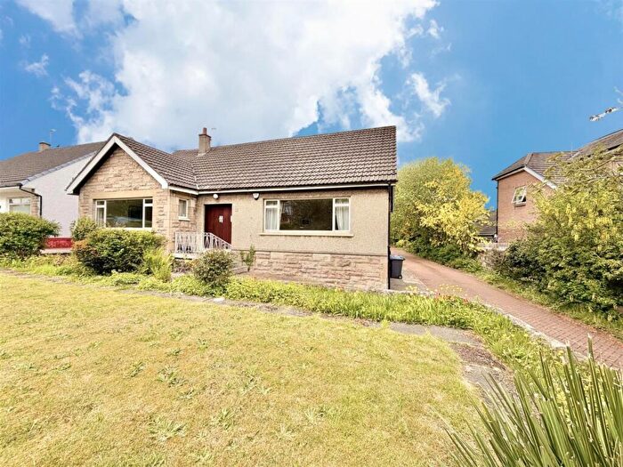 4 Bedroom Detached Bungalow For Sale In Wellhall Road, Hamilton, ML3