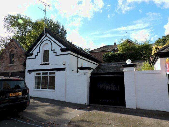 1 Bedroom Semi-Detached House To Rent In Holles Crescent, Nottingham, NG7