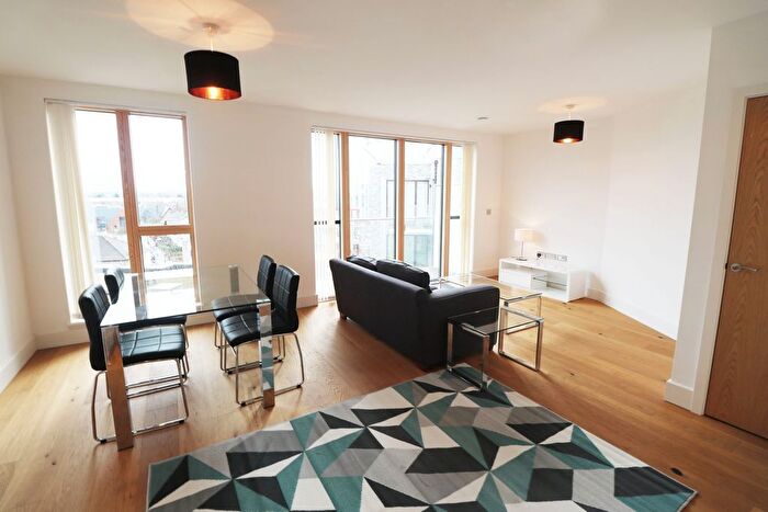 1 Bedroom Flat To Rent In Cavendish Road, Colliers Wood, London, SW19