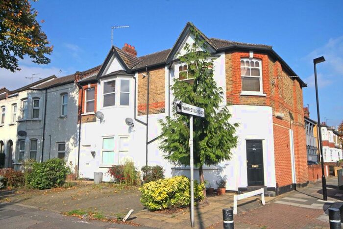 2 Bedroom Flat To Rent In Windmill Road, Brentford, TW8