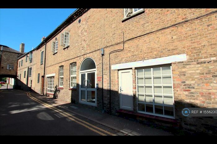 1 Bedroom Flat To Rent In Orchard House, Huntingdon, PE29
