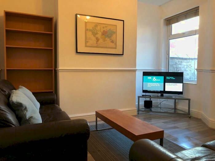 3 Bedroom Terraced House To Rent In Norbury Avenue, Salford, M6