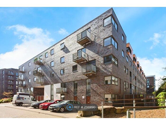 1 Bedroom Flat To Rent In Advent Way, Manchester, M4