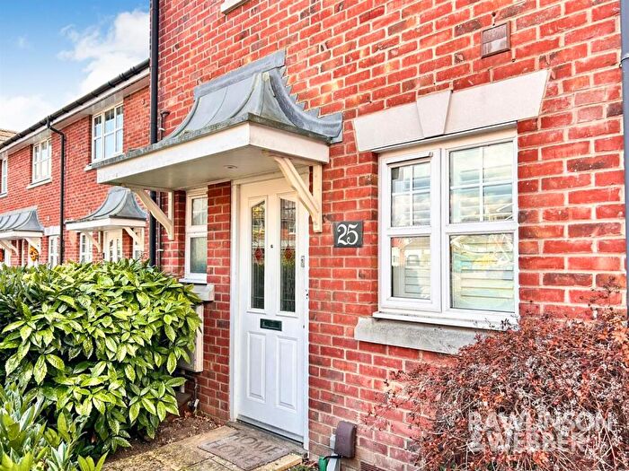 2 Bedroom Terraced House For Sale In Faraday Place, West Molesey, KT8