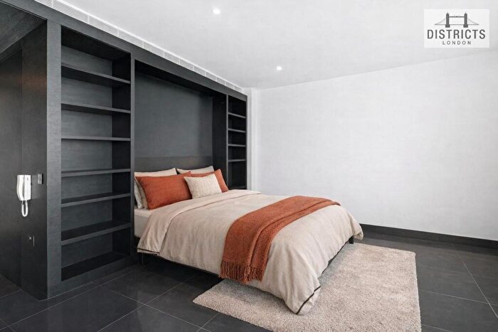 Apartment For Sale In Pan Peninsula Square, London, E14